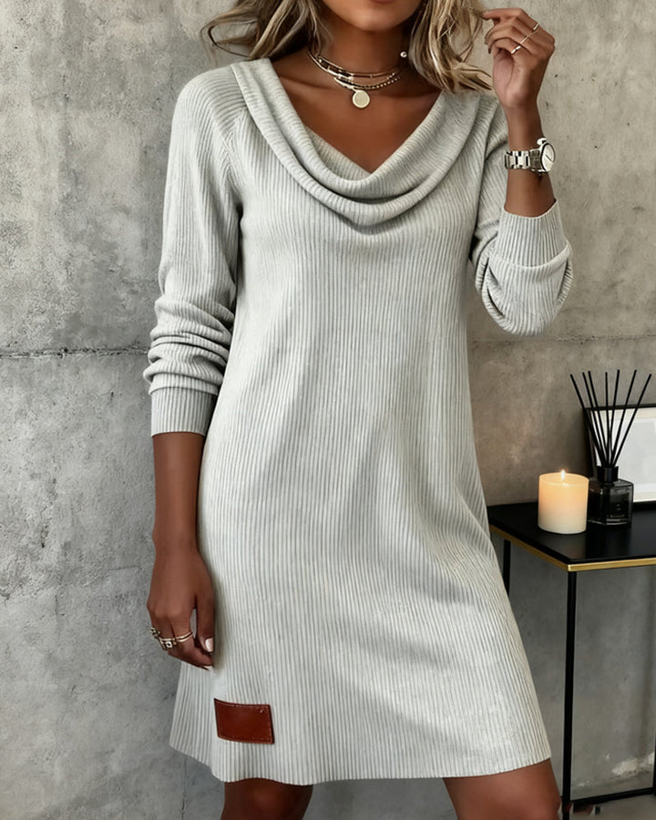 Alison | High Collar Straight Dress with Long Sleeves