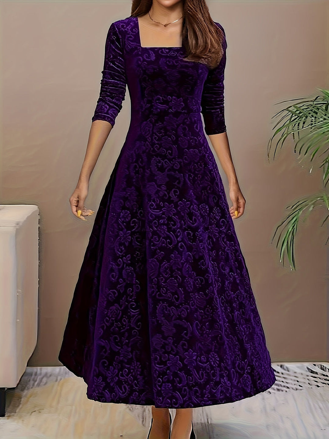 Clarissa | Elegant Velvet Dress