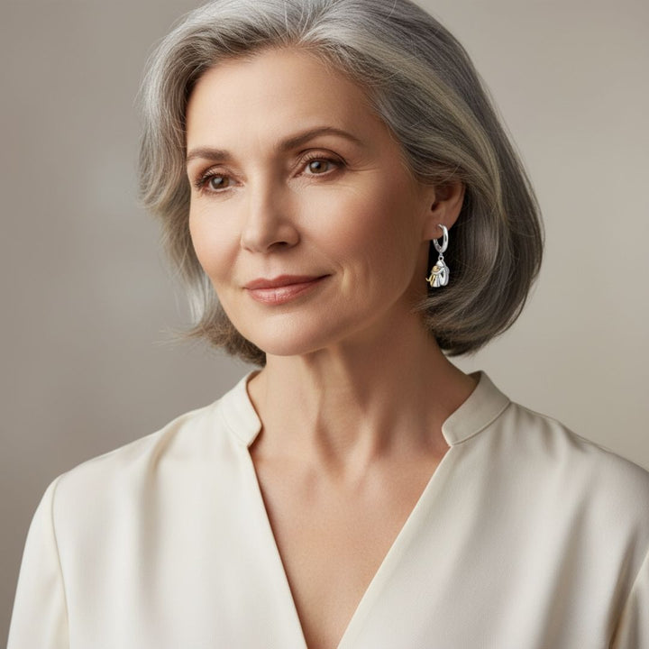 Seleno | Dog Icon Earrings (Round Closure)