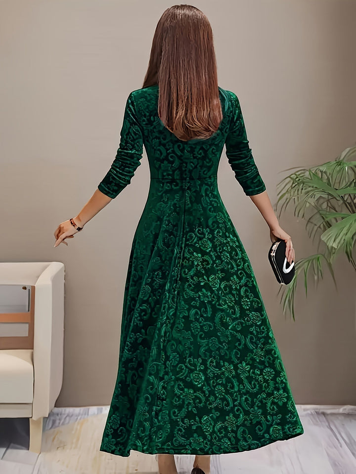 Clarissa | Elegant Velvet Dress